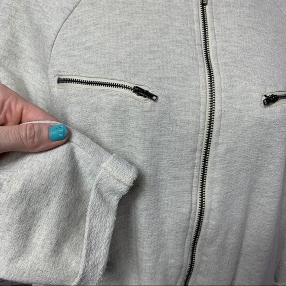 NWOT Romeo & Juliet Couture Moto Sweatshirt Jacket - Picture 4 of 8